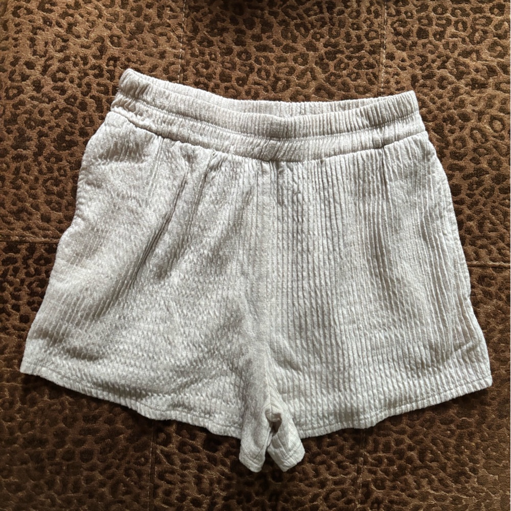 Emory Park Cream Ribbed Women Shorts